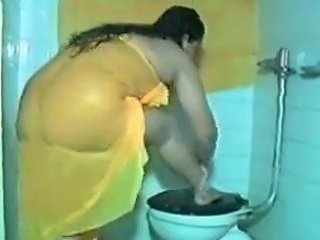 Stunning Amateur Video Featuring Attractive Plus-size Women In The Shower